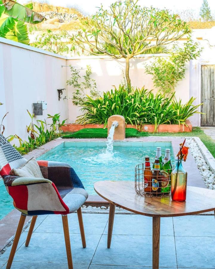 אודייפור Parijat Private Pool Villa 1, 2 And 3 Bhk מראה חיצוני תמונה